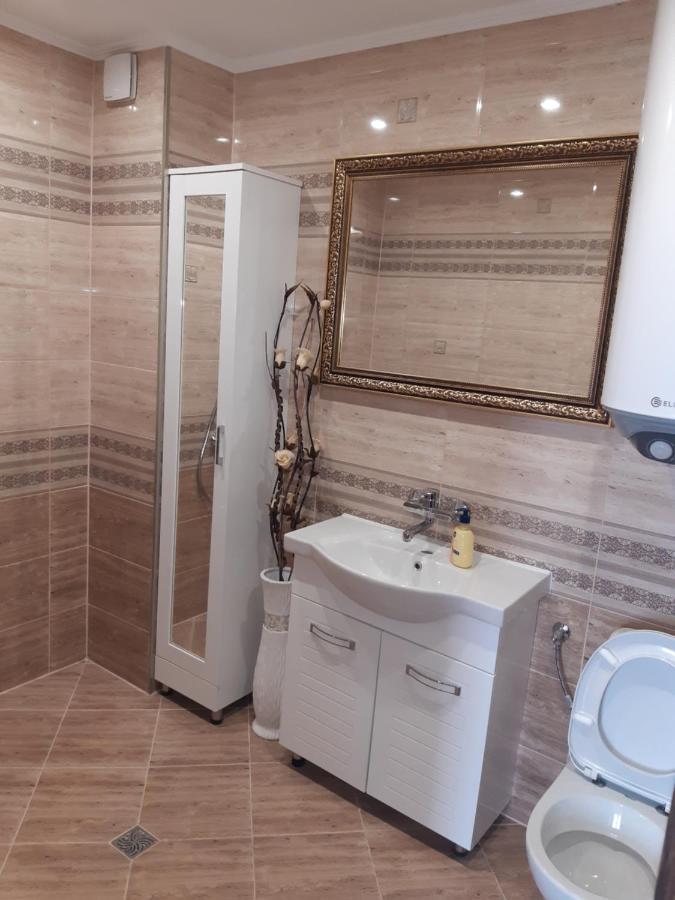 Nish 7 Lägenhet Veliko Tărnovo Exteriör bild