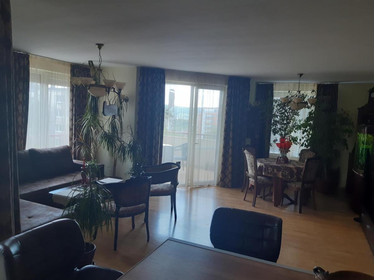 Nish 7 Lägenhet Veliko Tărnovo Exteriör bild